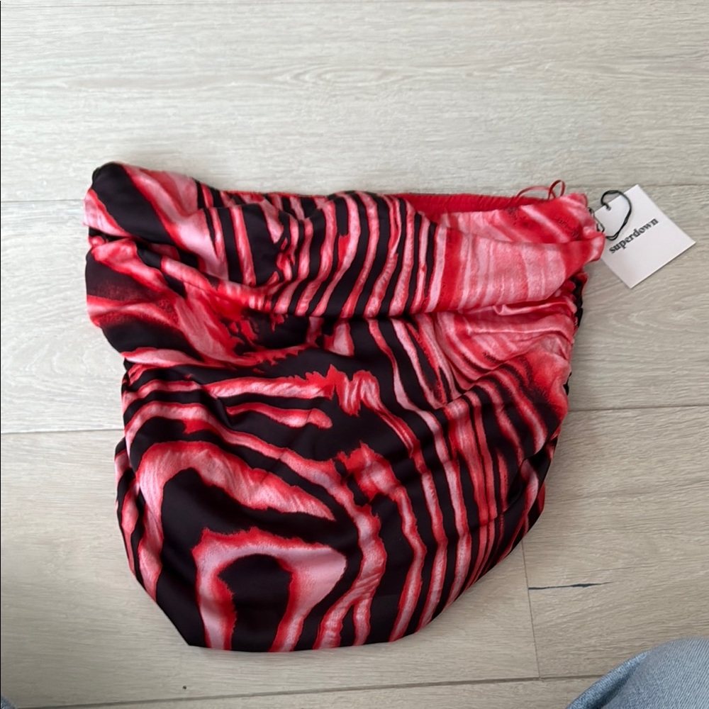 Superdown Vibrant Red and Black Skirt